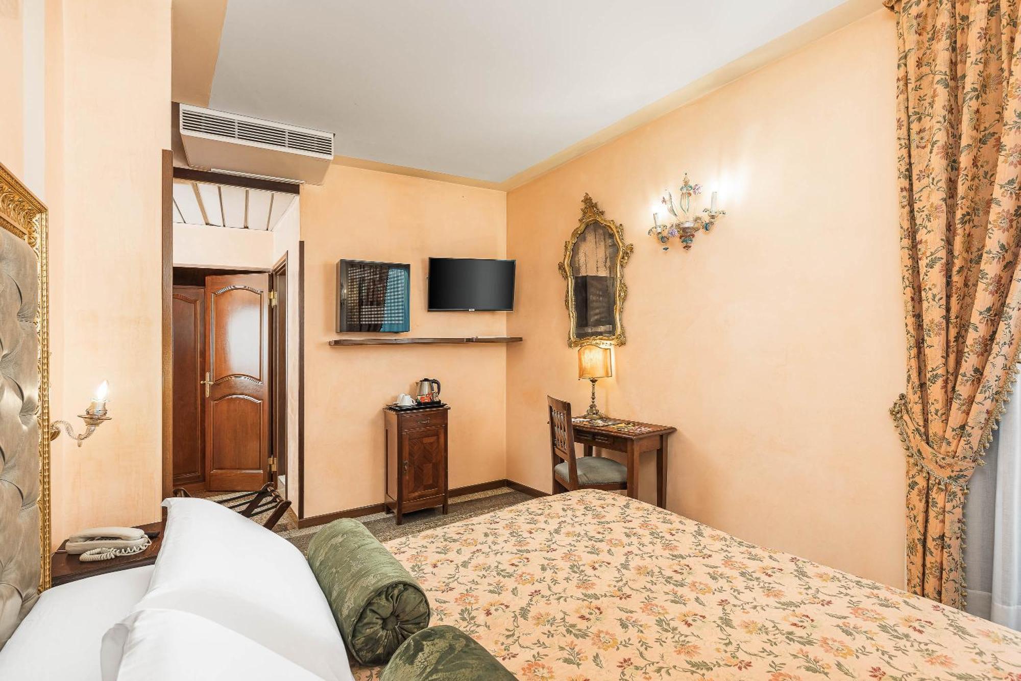 Hotel Marconi Βενετία Εξωτερικό φωτογραφία