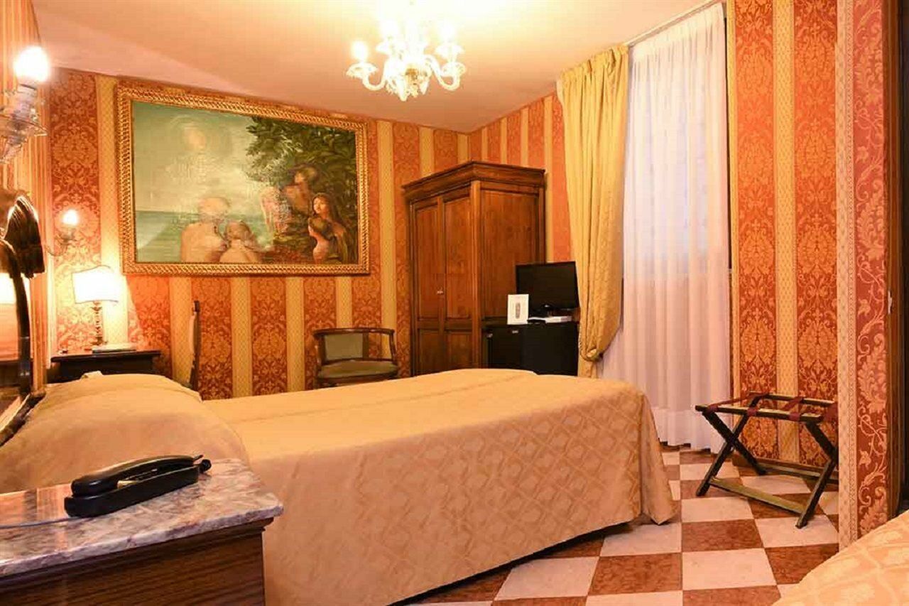 Hotel Marconi Βενετία Εξωτερικό φωτογραφία